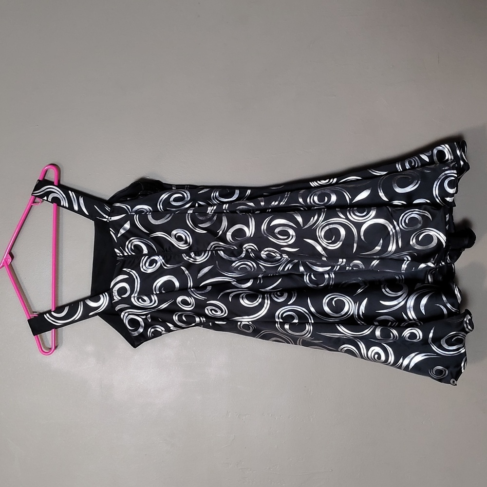 Southeastern Performance Apparel Black W Silver Swirl Kendall Dress Size 12 - Picture 2 of 9